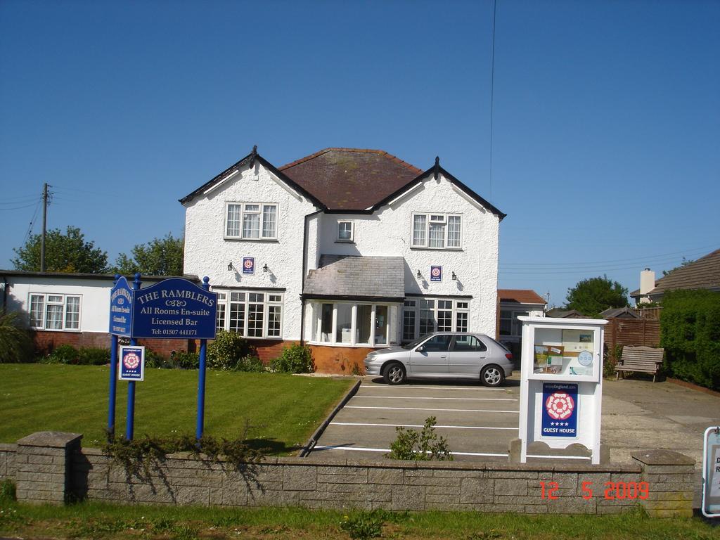 The Ramblers Hotel Trusthorpe Exterior foto